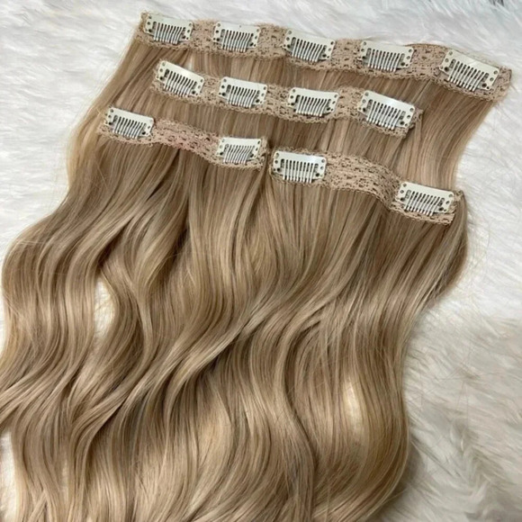 20 In Clip In light Blonde 18/613 Curly Long Hair Extensions For Thick p… - Picture 7 of 8